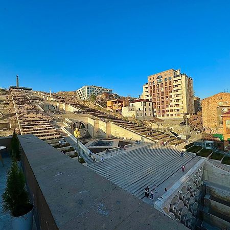 Touch The Sky Apartment Erivan Exterior foto