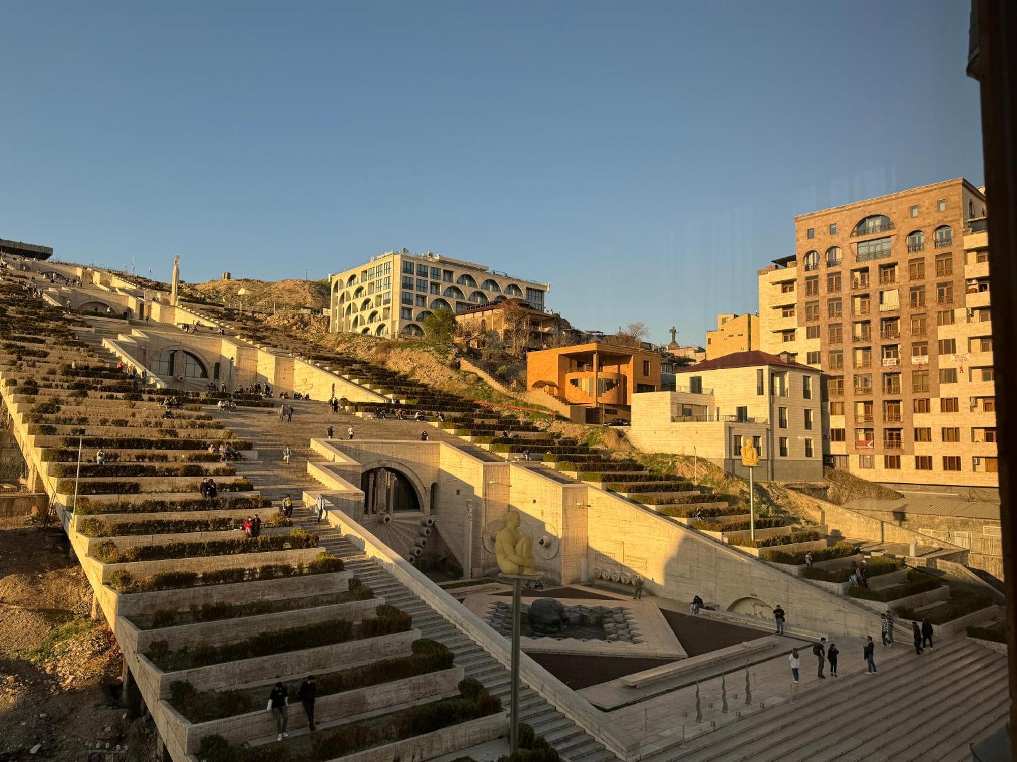 Touch The Sky Apartment Erivan Exterior foto